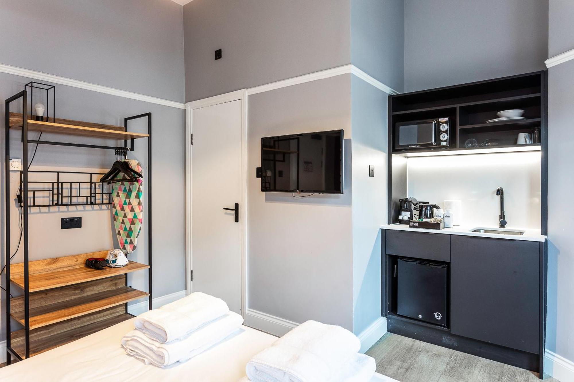 Apartment Kensington - Warwick Road London