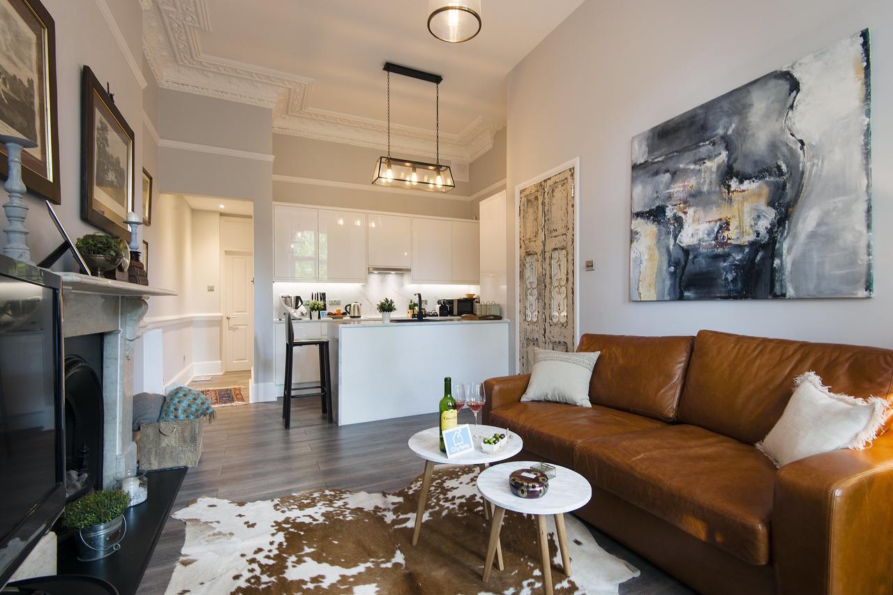 Kensington - Warwick Road Apartment London